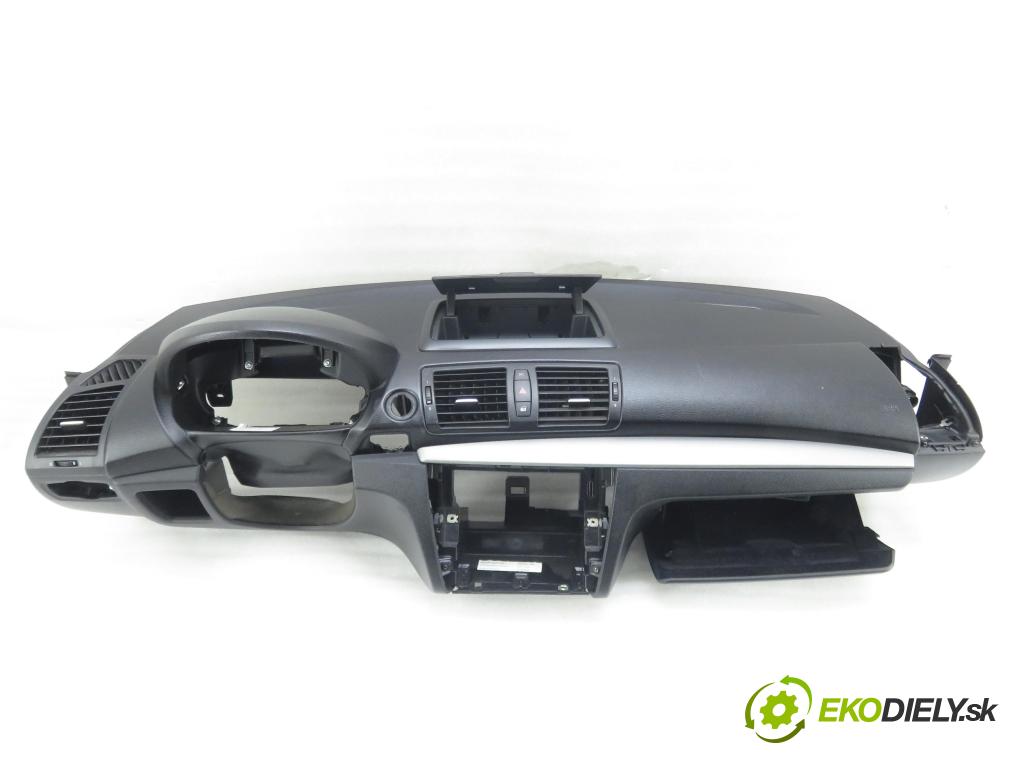 BMW 1 (E87) HB 2009 89,00 116 i - N43 B16 A 1599,00 palubovka