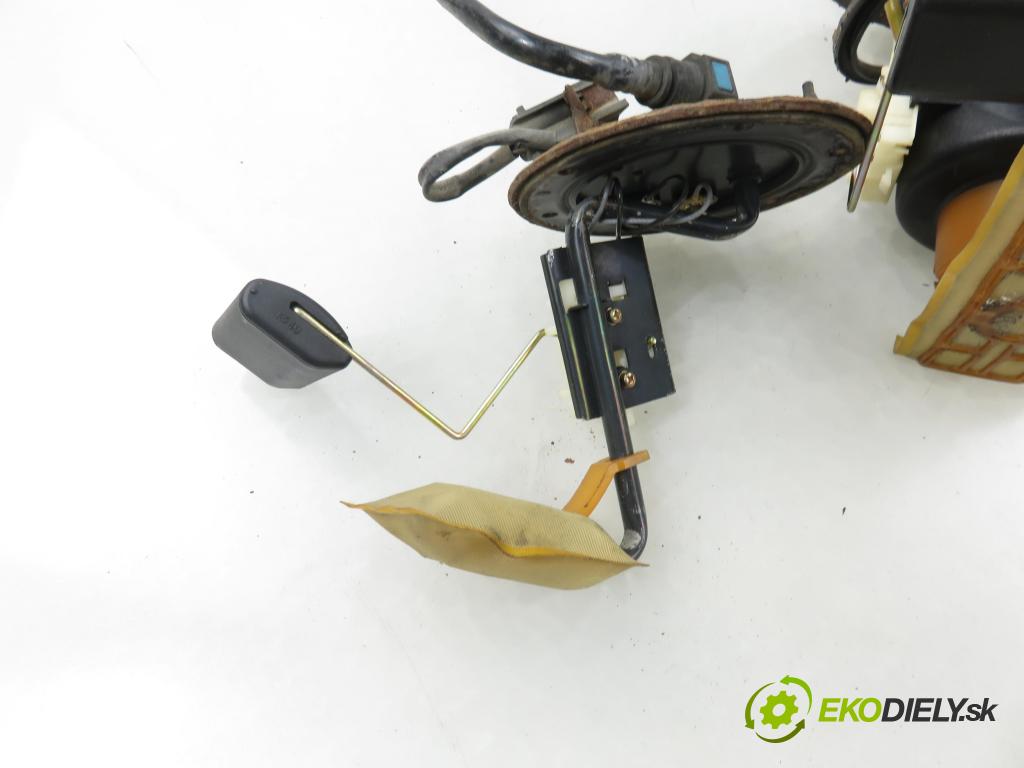 HYUNDAI SANTA FÉ I (SM) SUV 2004 127,00 2.7 V6 4x4 - G6BA 2656,00 pumpa paliva