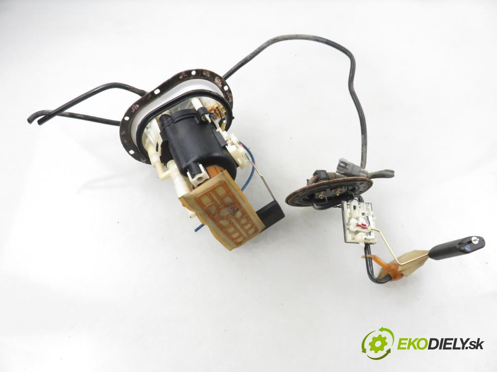 HYUNDAI SANTA FÉ I (SM) SUV 2004 127,00 2.7 V6 4x4 - G6BA 2656,00 pumpa paliva