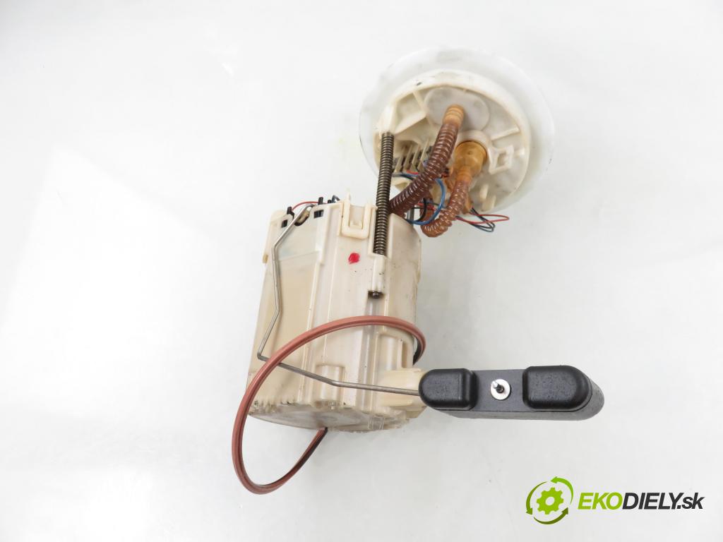 AUDI A4 Avant (8K5, B8) KOMBI 2010 105,00 2.0 TDI - CAGA 1968,00 Pumpa paliva 8K0919050H ; 0580205001