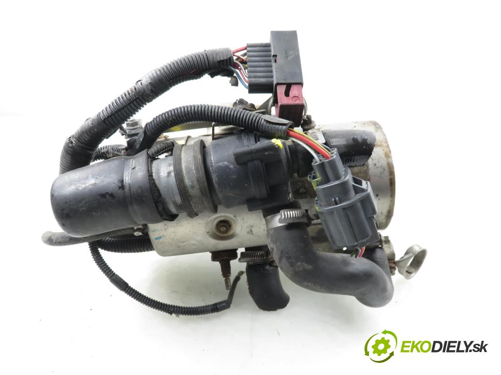 VOLVO V70 II SW (285) KOMBI 2003 96,00 2.4 D 131 2401,00 Webasto 30645239 (Webasto (nezávislé kúrenie))