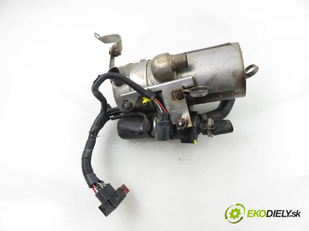 VOLVO V70 II SW (285) KOMBI 2003 96,00 2.4 D 131 2401,00 Webasto 30645239 (Webasto (nezávislé kúrenie))