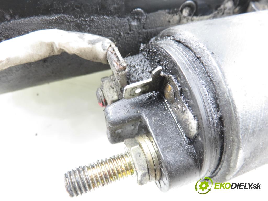 VW PASSAT B5 Variant (3B5) KOMBI 1998 81,00 1.9 TDI 110 - AFN 1896,00 Štartér 068911024C ; 0001110122 ; 0001110123 (Štartér)