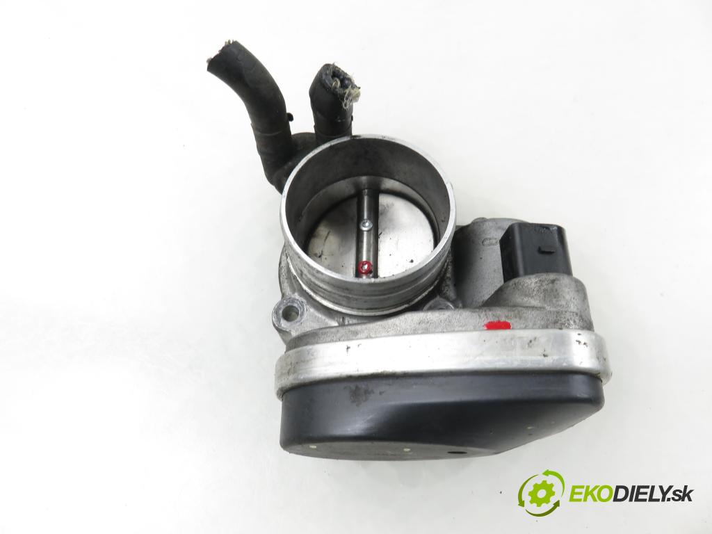 VW PASSAT B6 (3C2) SEDAN 2005 110,00 2.0 FSI - BLR 1984,00 škrtíci klapka 06F133062 (Škrticí klapka)