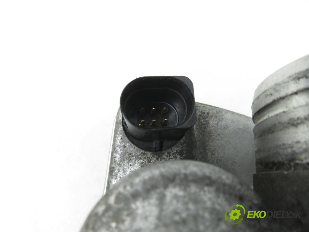 VW PASSAT B6 (3C2) SEDAN 2005 110,00 2.0 FSI - BLR 1984,00 Škrtiaca klapka 06F133062 (Škrtiaca klapka)