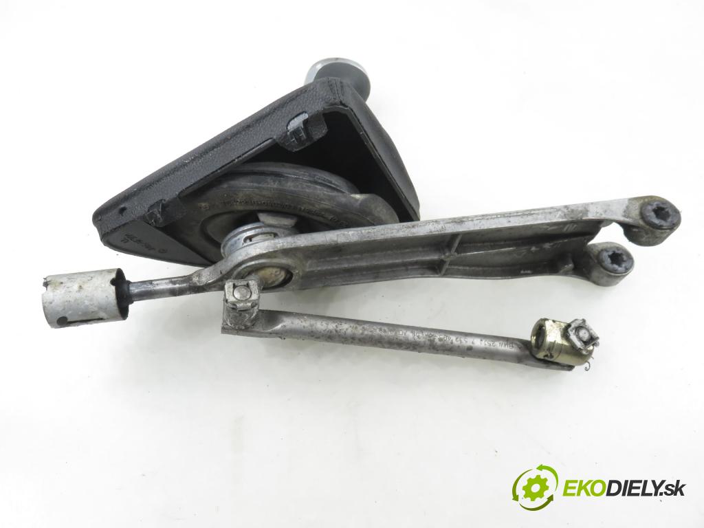 BMW 1 (E87) HB 2009 89,00 116 i - N43 B16 A 1599,00 ZVEDÁK: 7532492