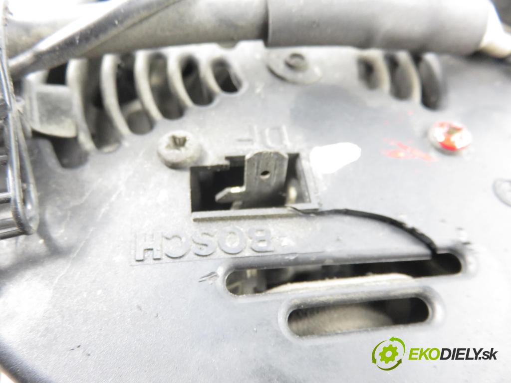 VW PASSAT B5 Variant (3B5) KOMBI 1998 81,00 1.9 TDI 110 - AFN 1896,00 Alternátor 028903028 ; 0123515003 (Alternátor)