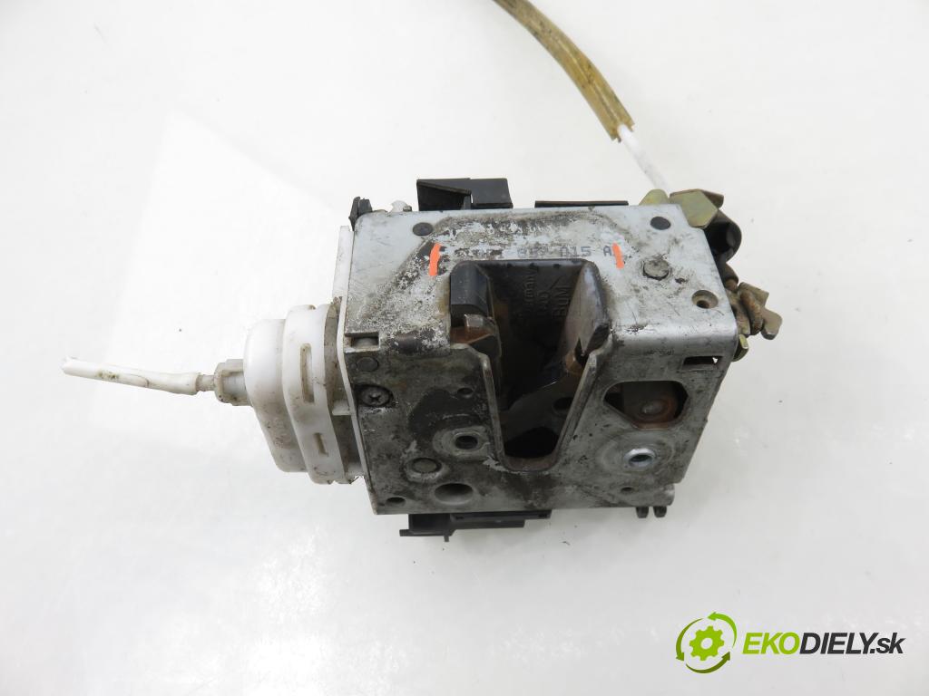 AUDI A4 Avant (8D5, B5) KOMBI 1999 81,00 1.9 TDI - AFN 1896,00 zámok 8D1837015A