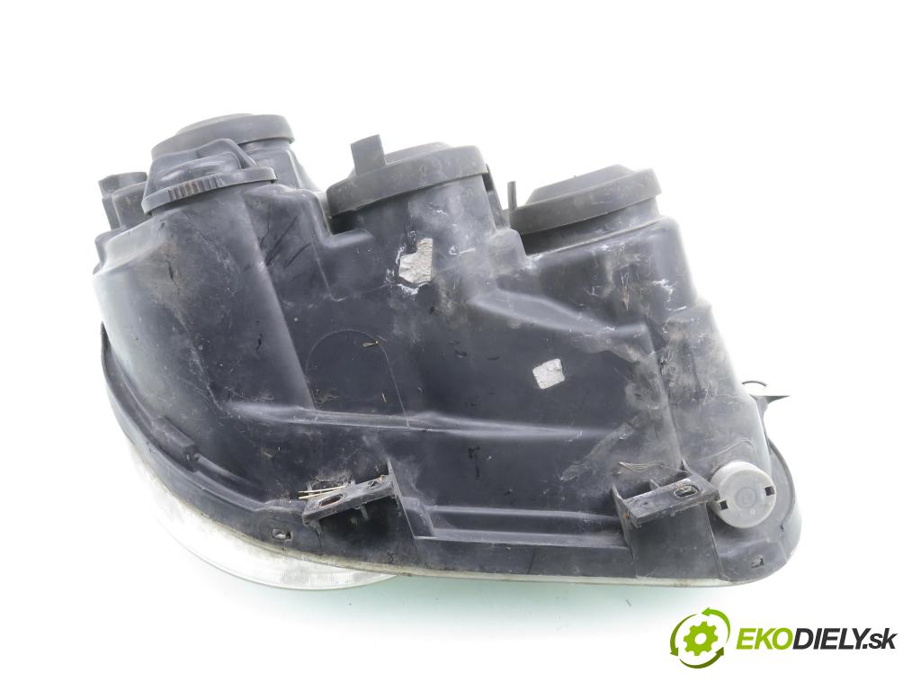 VW POLO (9N_) HB 2004 47,00 1.2 12V 64 - AZQ 1198,00 Svetlo LP 