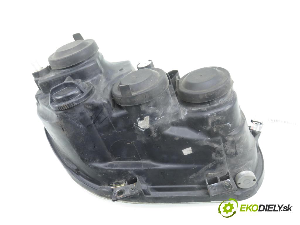 VW POLO (9N_) HB 2004 47,00 1.2 12V 64 - AZQ 1198,00 Svetlo LP