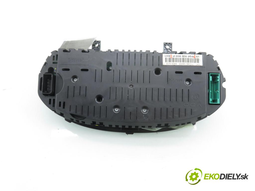 VW POLO (9N_) HB 2004 47,00 1.2 12V 64 - AZQ 1198,00 Prístrojovka elektrický 6Q0920800P