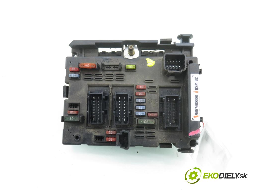 PEUGEOT 206 liftback (2A/C) HB 2005 50,00 1.4 HDi 8V 70 - 8HZ 1398,00 MODUL BSM 9657608880