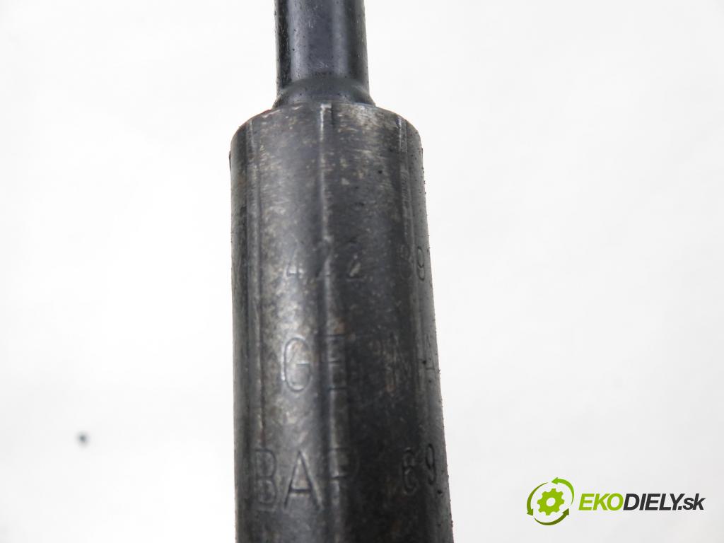 VW POLO (6N2) HB 2001 55,00 1.4 TDI - AMF 1422,00 rúrka / Rúra servočerpadlo 6X1422893P