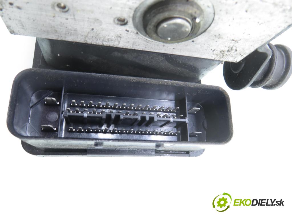 VW GOLF V (1K1) HB 2004 77,00 1.9 TDI PD 105 - BKC 1896,00 Pumpa ABS 1K0907379K ; 1K0614517H ; 10096003483 (Pumpa ABS)