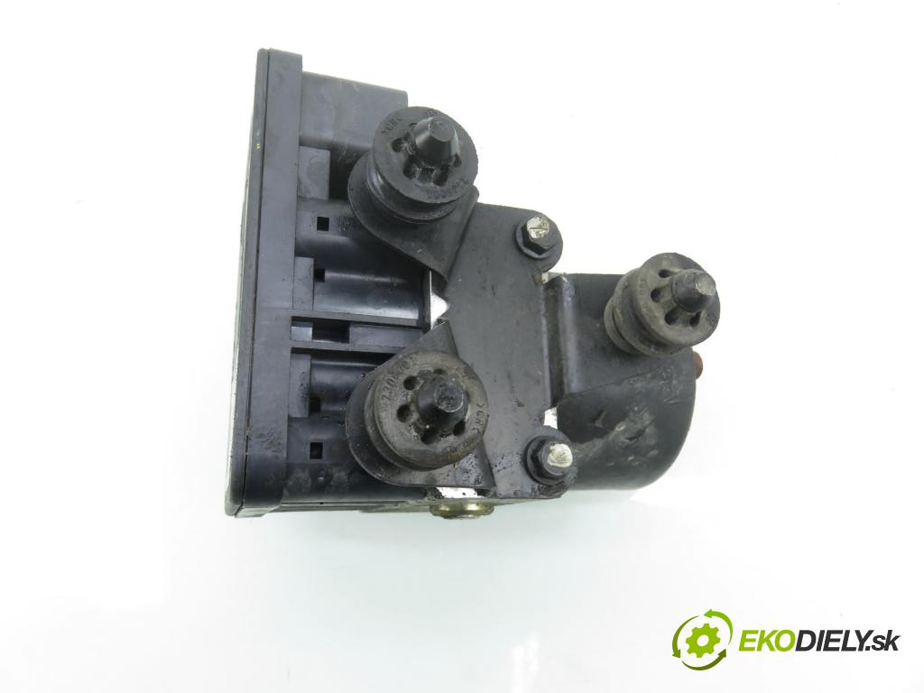 VW GOLF V (1K1) HB 2004 77,00 1.9 TDI PD 105 - BKC 1896,00 Pumpa ABS 1K0907379K ; 1K0614517H ; 10096003483 (Pumpa ABS)