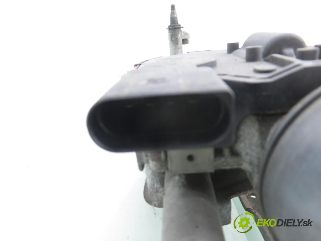 VW GOLF V (1K1) HB 2004 77,00 1.9 TDI PD 105 - BKC 1896,00 Motorček stieračov 1K1955023D ; 1K1955119B ; 0390241744