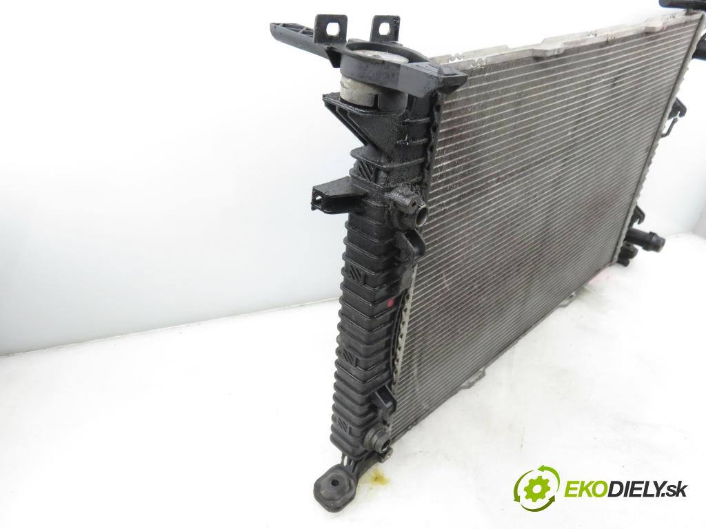 AUDI A4 Avant (8K5, B8) KOMBI 2010 105,00 2.0 TDI - CAGA 1968,00 chladič vody 8K0121251T ; VP7TBH8005BJ