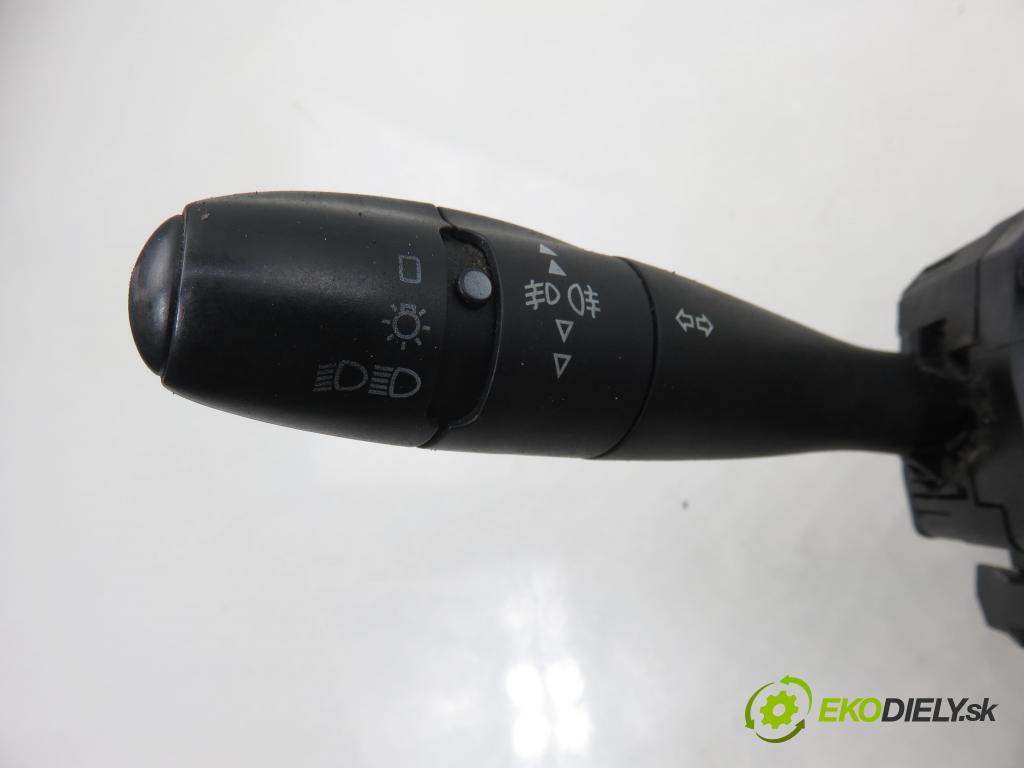 PEUGEOT 207 SW (WK_) KOMBI 2008 70,00 1.4 16V - 8FS (EP3) 1397,00 páčka/prepínač 96657279XT ; 204531