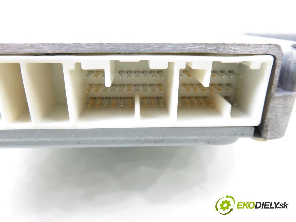 TOYOTA AVENSIS (_T22_) LIFTBACK 2001 81,00 2.0 D-4D (CDT220_) - 1CD-FTV 1995,00 Riadiaca jednotka Motor 8966105420 ; 1758005033 ; MB1758005033