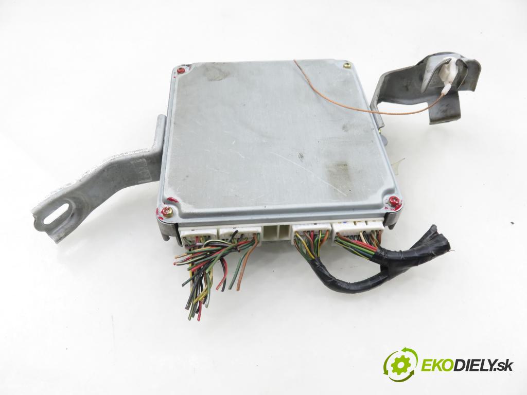 TOYOTA AVENSIS (_T22_) LIFTBACK 2001 81,00 2.0 D-4D (CDT220_) - 1CD-FTV 1995,00 Riadiaca jednotka Motor 8966105420 ; 1758005033 ; MB1758005033