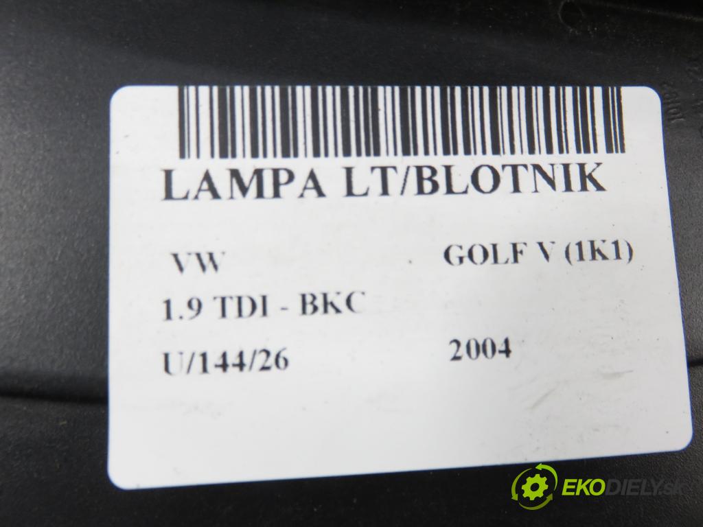 VW GOLF V (1K1) HB 2004 77,00 1.9 TDI PD 105 - BKC 1896,00 Svetlo ľavé zadné 1K6945095P ; 1K6945111P ; 4VFX13405AB