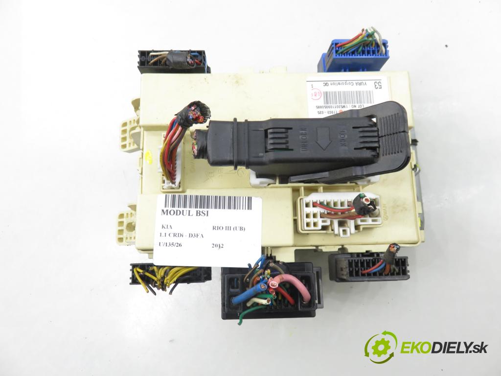 KIA RIO III (UB) HB 2012 55,00 1.1 CRDi - D3FA 1120,00 Skrinka POJISTKY: 919501W530