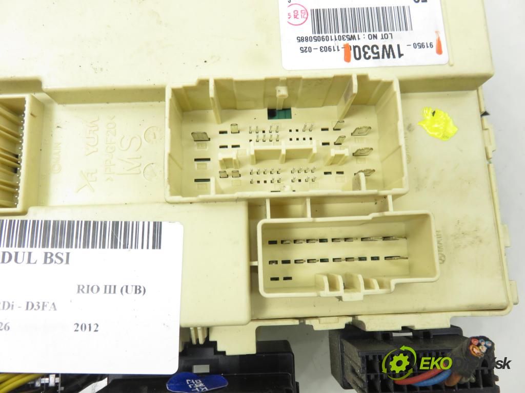 KIA RIO III (UB) HB 2012 55,00 1.1 CRDi - D3FA 1120,00 Skrinka POJISTKY: 919501W530