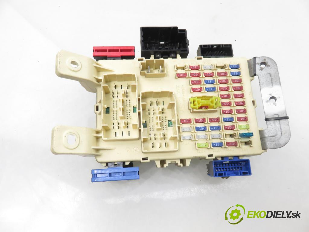 KIA RIO III (UB) HB 2012 55,00 1.1 CRDi - D3FA 1120,00 Skrinka POJISTKY: 919501W530