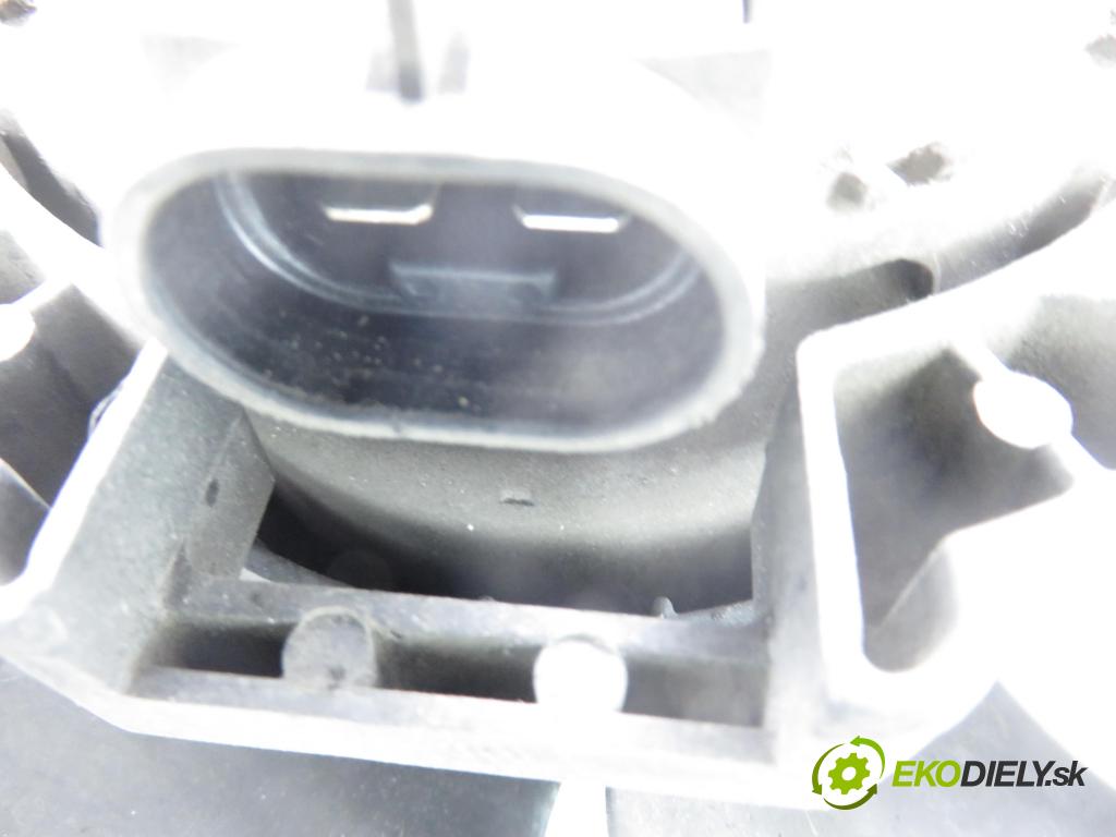 ALFA ROMEO 156 Sportwagon (932_) KOMBI 2004 110,00 1.9 JTD 16V Q4 - 937 A5.000 1910,00 Ventilátor chladič klíma/voda 8240487