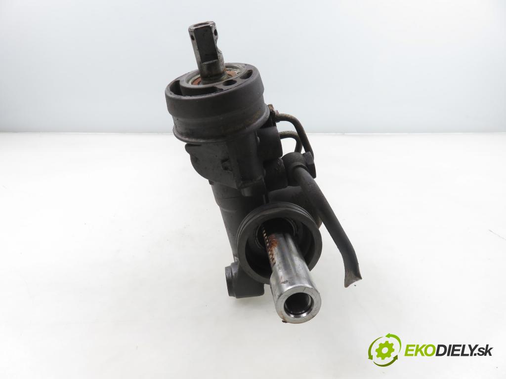 AUDI A4 (8E2, B6) SEDAN 2001 96,00 1.9 TDI PD 130 - AWX 1896,00 Riadenie ZE riadením 8E1422066D ; 7852974719