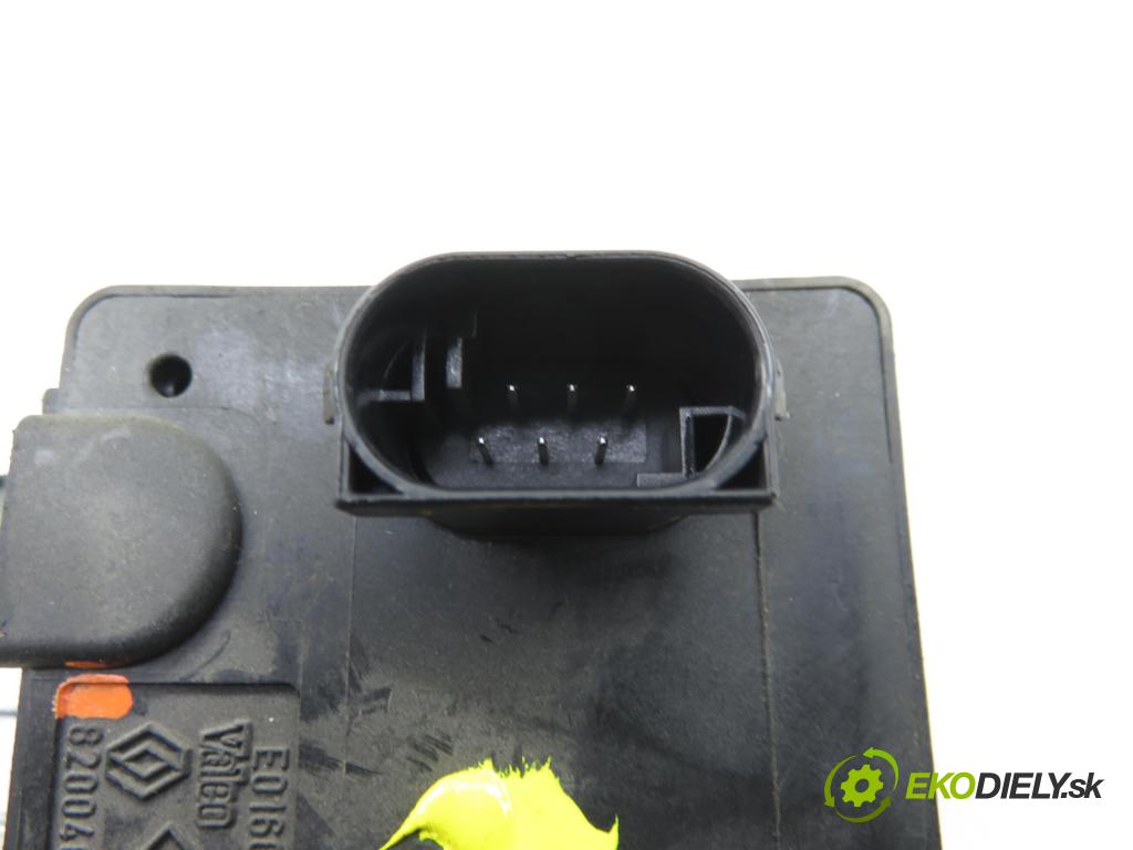 RENAULT MEGANE II Kombi (KM0/1_) KOMBI 2006 78,00 1.5 dCi 106 - K9K 732 1461,00 blokáda tyče volantu 8200468515