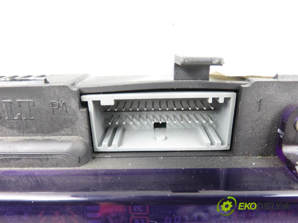 RENAULT ESPACE IV (JK0/1_) VAN 2005 85,00 1.9 dCi 116 - F9Q 820 1870,00 prístrojovka elektrický P8200322052G