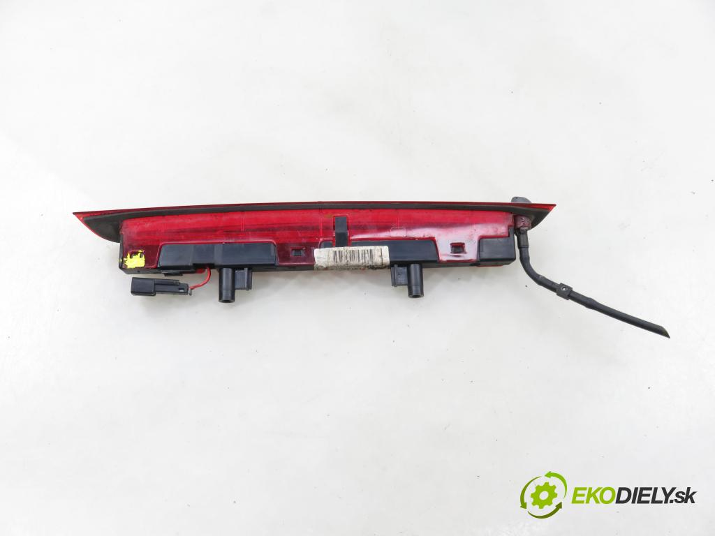 OPEL MERIVA A nadwozie wielkoprzestrzenne (MPV) (X03) MINIVAN 2003 92,00 1.8 - Z 18 XE 1796,00 svetlo bŕzd 13149529