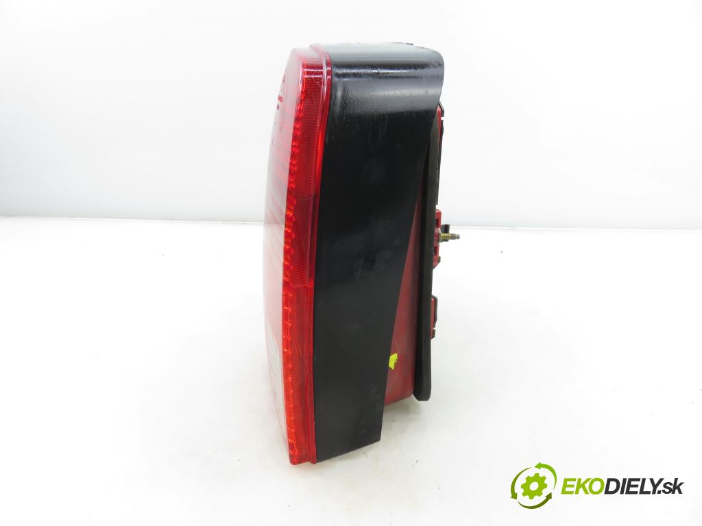 VW PASSAT B5 Variant (3B5) KOMBI 1998 81,00 1.9 TDI 110 - AFN 1896,00 Svetlo ľavé zadné 3B9945111F