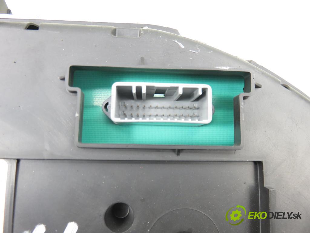 RENAULT MEGANE II Kombi (KM0/1_) KOMBI 2006 78,00 1.5 dCi 106 - K9K 732 1461,00 Prístrojovka elektrický 8200408798E