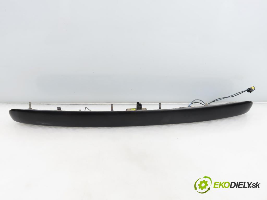 RENAULT MEGANE II Kombi (KM0/1_) KOMBI 2006 78,00 1.5 dCi 106 - K9K 732 1461,00 Zadné čelo dverí kufor 8200140480