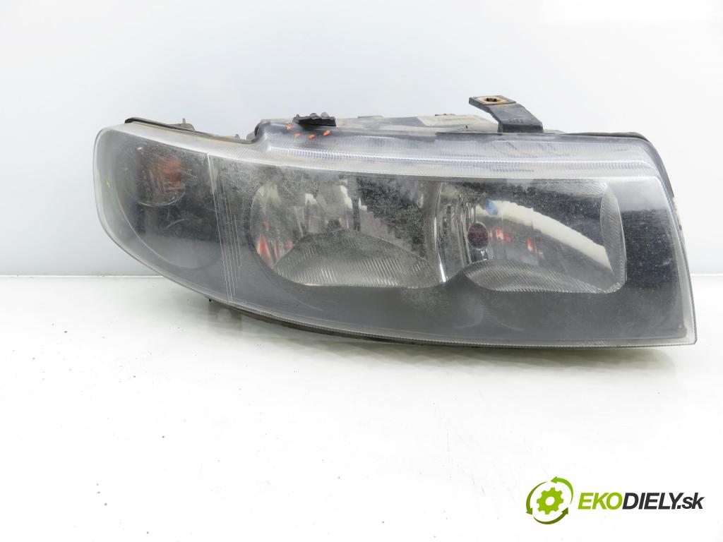 SEAT LEON (1M1) HB 2001 92,00 1.8 20V - AGN 1781,00 světlo PP 1M1941016