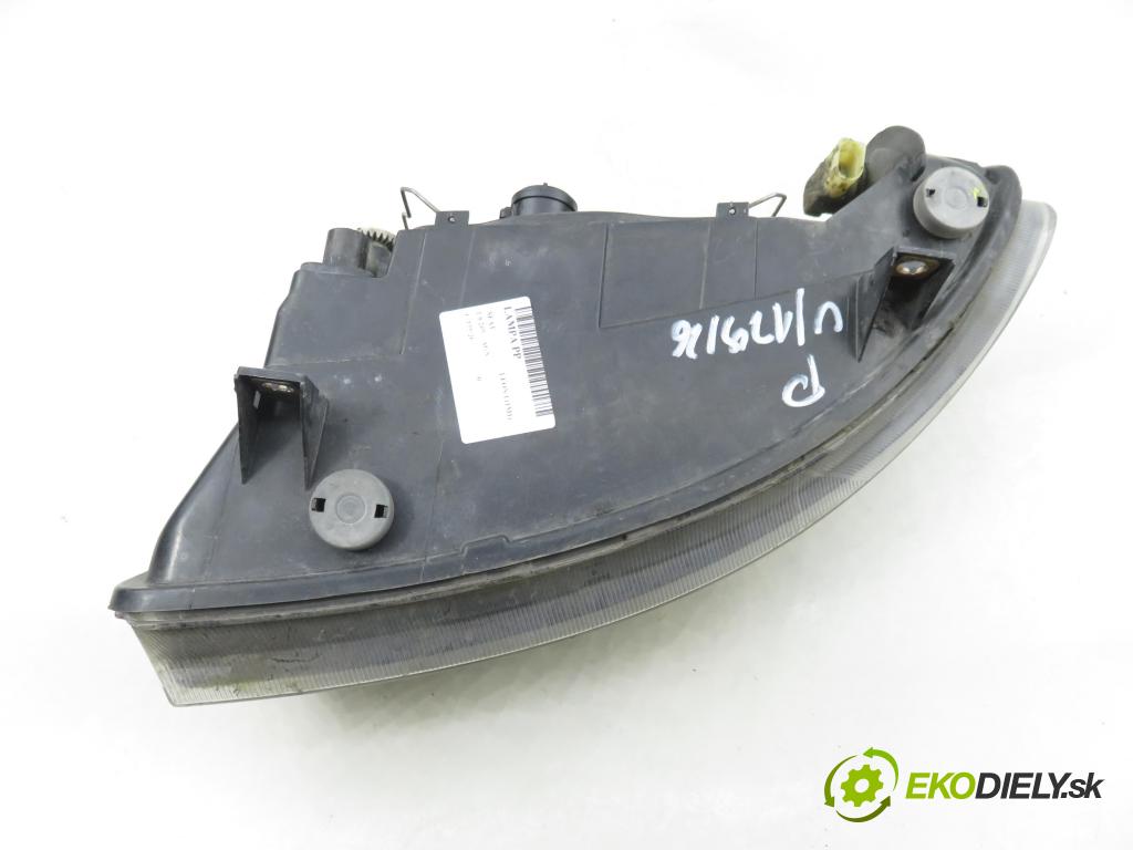 SEAT LEON (1M1) HB 2001 92,00 1.8 20V - AGN 1781,00 Svetlo PP 1M1941016