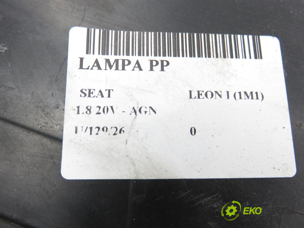 SEAT LEON (1M1) HB 2001 92,00 1.8 20V - AGN 1781,00 Svetlo PP 1M1941016