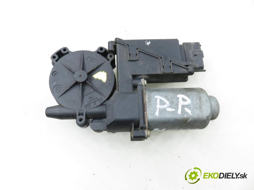 RENAULT MEGANE II Kombi (KM0/1_) KOMBI 2006 78,00 1.5 dCi 106 - K9K 732 1461,00 Motorček sťahovania okien PP 400463K