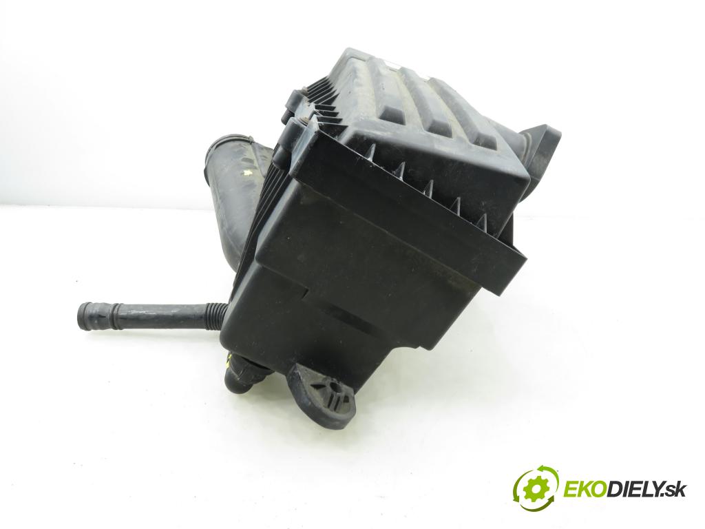 SKODA OCTAVIA II (1Z3) LIFTBACK 2008 77,00 1.9 TDI - BXE 1896,00 Obal filtra vzduchu 3C0129607BA ; 3C0129601BK (Obal vzduchového filtra)