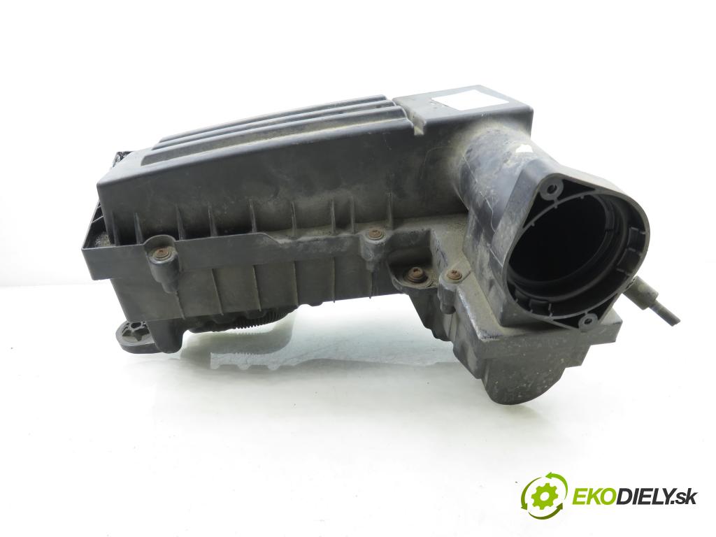 SKODA OCTAVIA II (1Z3) LIFTBACK 2008 77,00 1.9 TDI - BXE 1896,00 Obal filtra vzduchu 3C0129607BA ; 3C0129601BK (Obal vzduchového filtra)