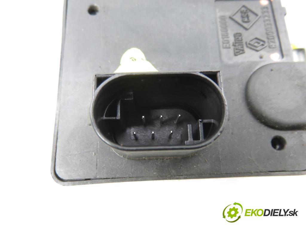 RENAULT ESPACE IV (JK0/1_) VAN 2005 85,00 1.9 dCi 116 - F9Q 820 1870,00 blokáda tyče volantu 8200033233