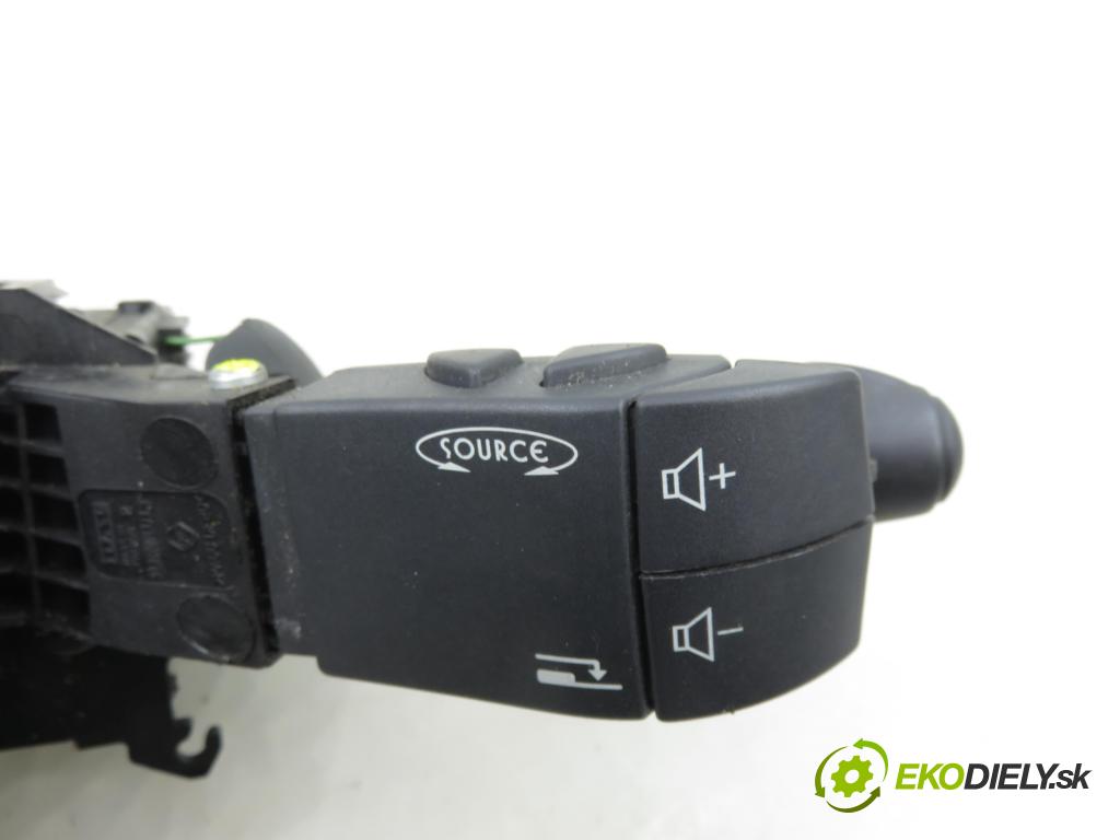 RENAULT ESPACE IV (JK0/1_) VAN 2005 85,00 1.9 dCi 116 - F9Q 820 1870,00 páčka/prepínač 8200260781A ; 8200012242