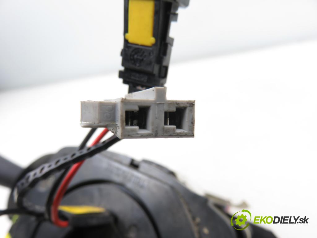 RENAULT ESPACE IV (JK0/1_) VAN 2005 85,00 1.9 dCi 116 - F9Q 820 1870,00 páčka/prepínač 8200260781A ; 8200012242