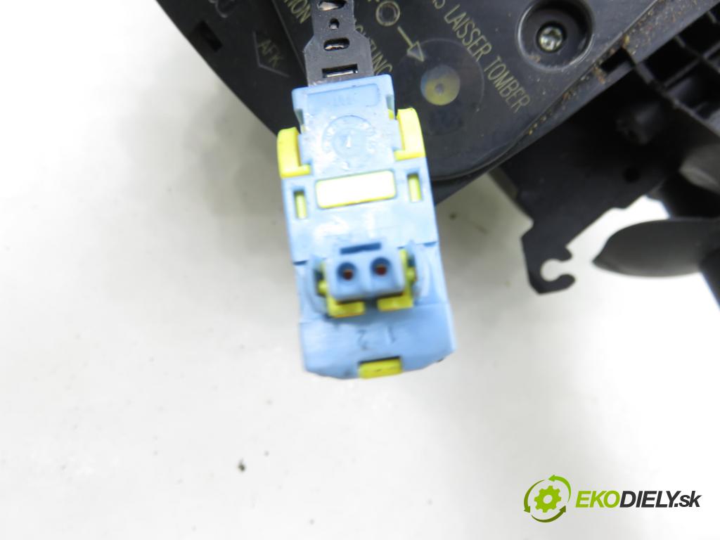 RENAULT ESPACE IV (JK0/1_) VAN 2005 85,00 1.9 dCi 116 - F9Q 820 1870,00 páčka/prepínač 8200260781A ; 8200012242