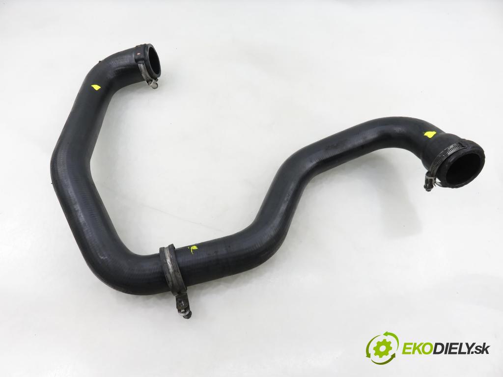 RENAULT TRAFIC II Autobus (JL) BUS 2002 74,00 1.9 dCI 100 (JL0C) - F9Q 760 1870,00 Rúra intercoolera turba 140081