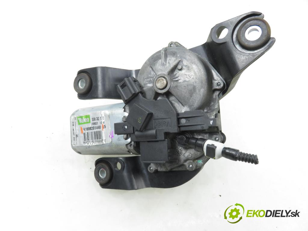 MERCEDES-BENZ KLASA B Sports Tourer (W245) HB 2007 80,00 B 180 CDI 109 - OM 640.940 1991,00 Motorček stierače zadné A1698201440