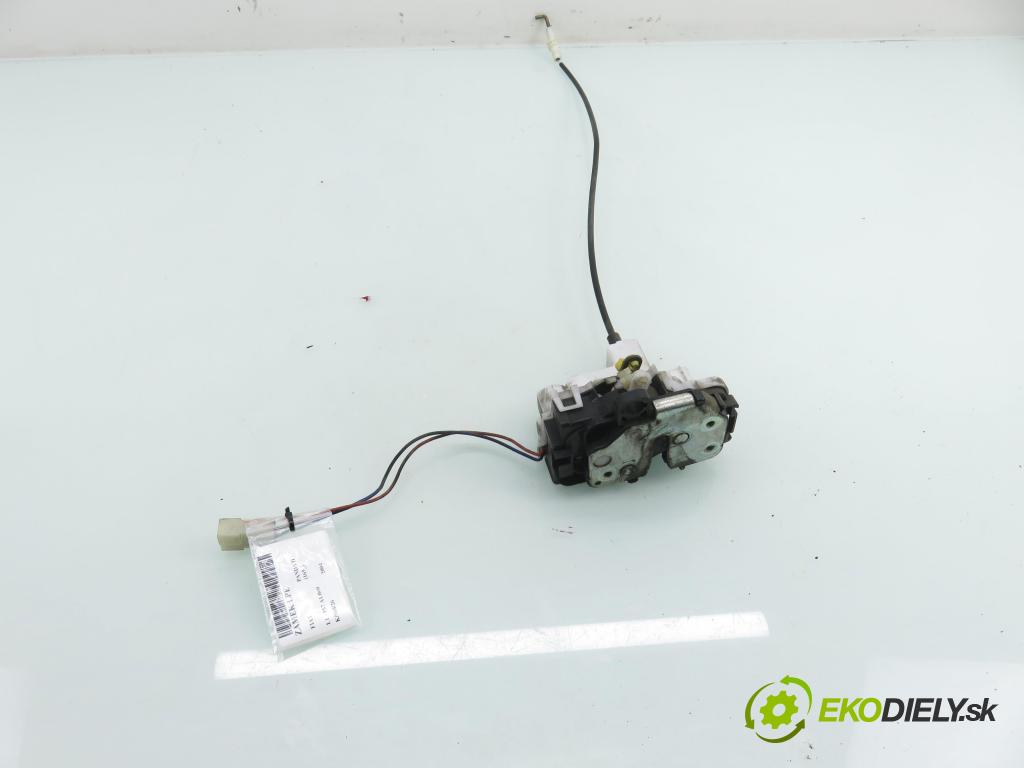 FIAT PANDA (169_) HB 2004 40,00 1.1 54 - 187 A1.000 1108,00 zámok 46810999