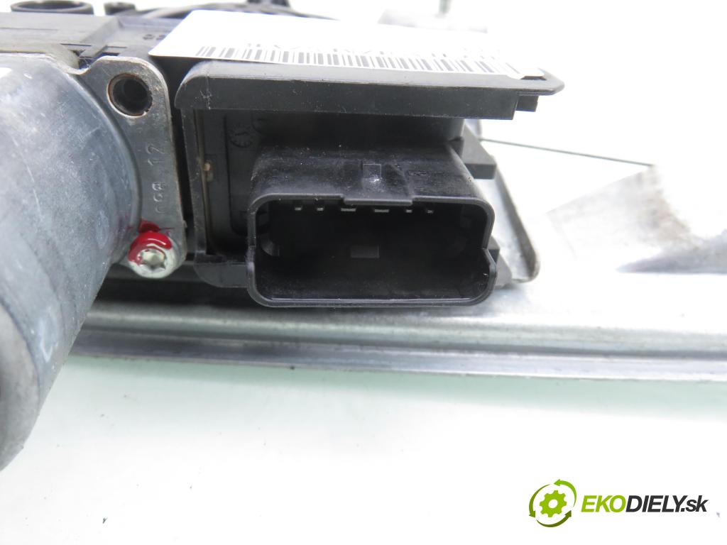 PEUGEOT 208 I (CA_, CC_) HB 2012 84,00 9HD (DV6C) 1560,00 Mechanizmus okien 9674254280 ; 9673153280 ; 0130822697